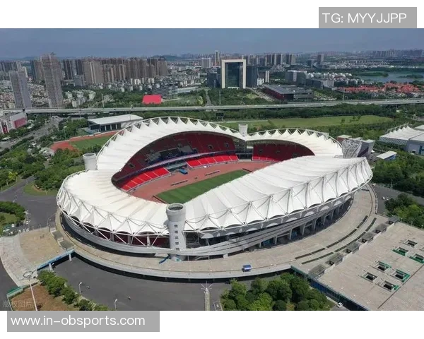 武汉三镇引援不断目标超越保级志在更高荣誉